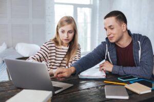 Read more about the article Why Assignment Help Is Becoming a Lifesaver for Students