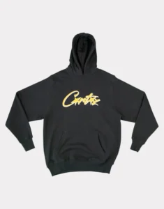 Read more about the article Corteiz Shorts: The Perfect Blend of Streetwear Fashion and Everyday Comfort