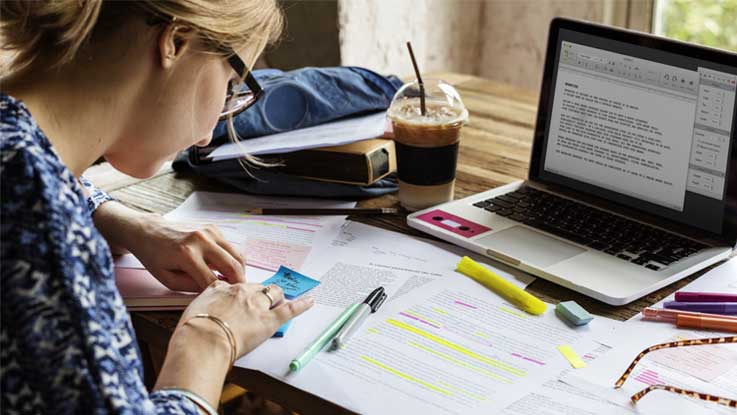You are currently viewing How UK Review Sites Help Students Find Trusted Thesis Writing Services