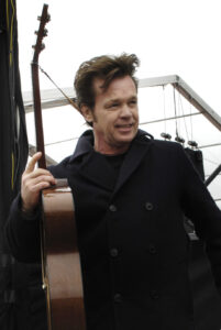 Read more about the article The Financial Impression of a Heartland Shake Legend: John Mellencamp’s Net Worth