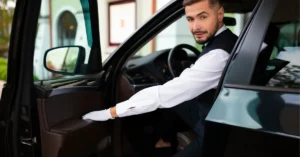 Read more about the article Why Professional Chauffeurs Provide A Safer And More Reliable Travel Option