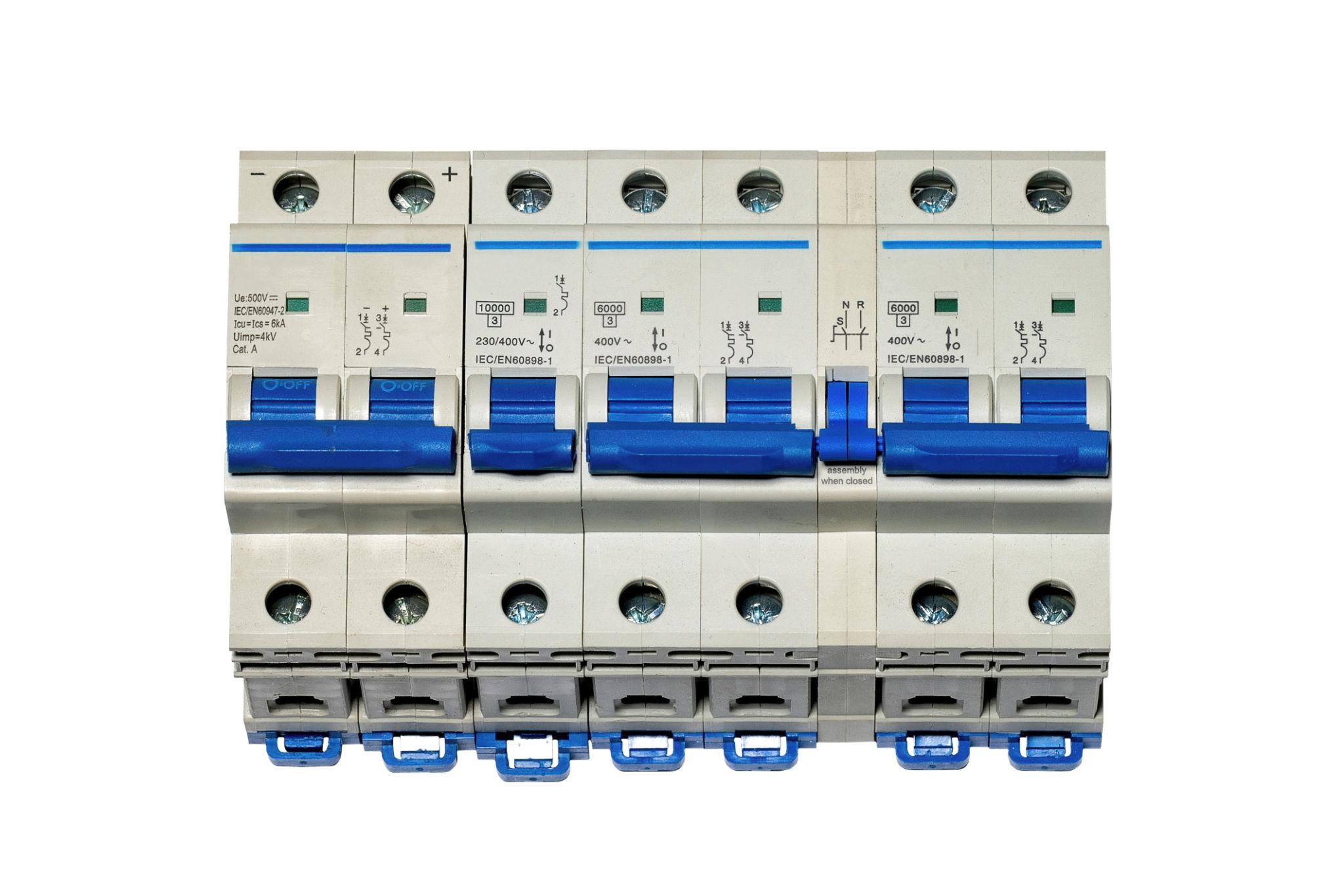 Read more about the article Circuit Breakers in Pakistan | Electrical Safety & Protection