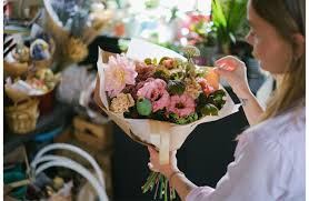 Read more about the article Best Flower Shop in Islamabad: Where Nature Meets Emotion