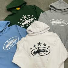 Read more about the article Corteiz Tracksuit: The Ultimate Symbol of Modern Streetwear Fashion
