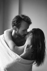 Read more about the article How Kamagra Oral Jelly Helps Men Overcome ED