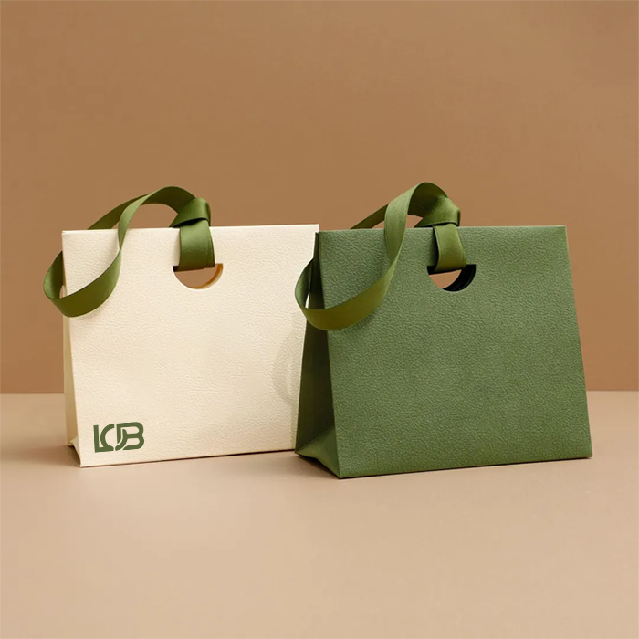 You are currently viewing Custom Bags | Personalized Printed Packaging Bags | Luxury Custom Box