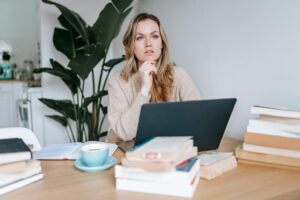 Read more about the article Book Publicity Firm Strategies That Help Authors Get Featured in National Media