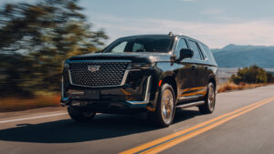 Read more about the article The Role of Engine Oil in Cadillac Performance and Fuel Efficiency