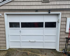 Read more about the article Local Garage Door Repairs in Nesconset – Affordable & Efficient
