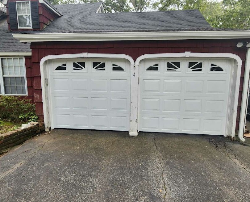 You are currently viewing 24/7 Emergency Garage Door Repair in Smithtown – Fast Response