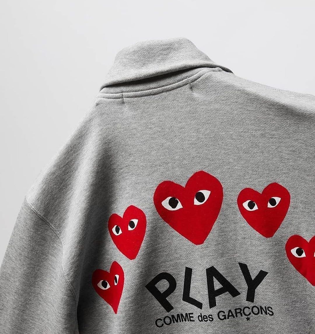 You are currently viewing How Comme des Garçons Became a Streetwear Phenomenon