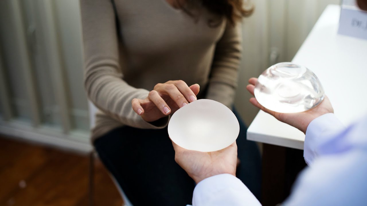 You are currently viewing Breast Augmentation Recovery Timeline: What to Expect