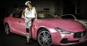 Read more about the article Is a Car Wrap Worth the Cost? Benefits Explained