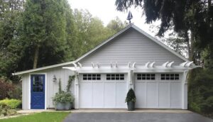 Read more about the article Garage Door Opener Replacement Phoenix AZ: When Farnsworth Garage Recommends an Upgrade