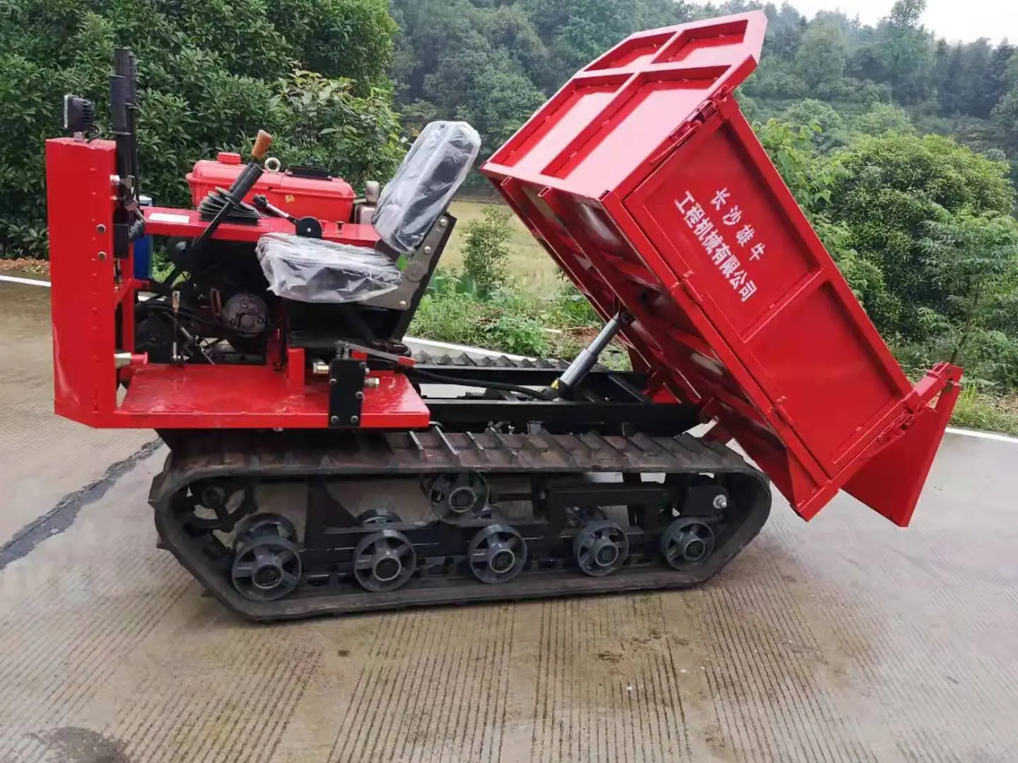 Read more about the article T-works Crawler Dumper Truck Solutions for Small and Medium-Scale Operations
