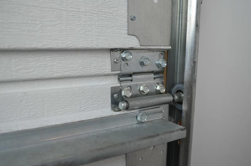 You are currently viewing Professional Garage Door Opener Services in Ronkonkoma