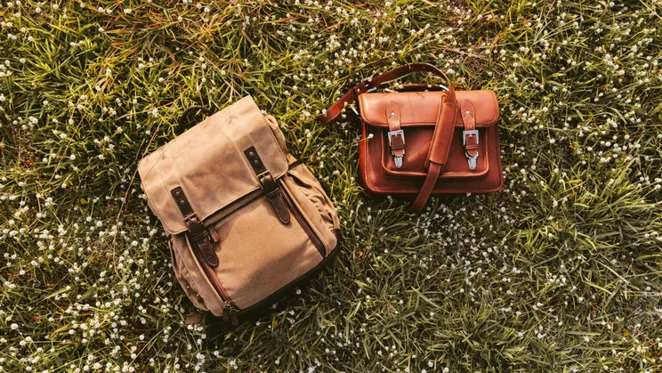 You are currently viewing The Greatest Messenger Bags for Everyone Who Dislikes Backpacks
