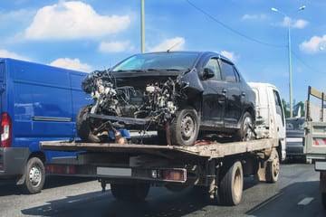 You are currently viewing Car Removal Bayswater vs Private Sale: Which Is Better?