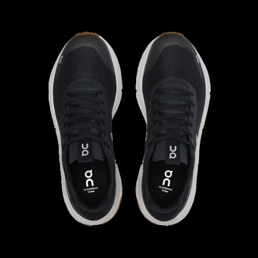 You are currently viewing Best On Cloud Golf Shoes for Comfort & Performance