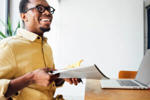 Read more about the article Why Professional PRO Service in Dubai Improves Operational Efficiency