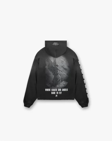You are currently viewing Represent Clothing Redefining British Luxury Streetwear