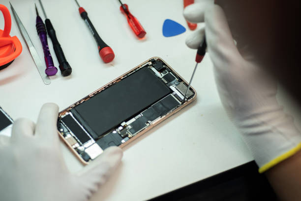 You are currently viewing Mobile Repair in Norwood Green UK: Fast, Reliable Phone Repairs