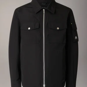 Read more about the article Moose Knuckle Coat with Premium Insulation for Cold Days